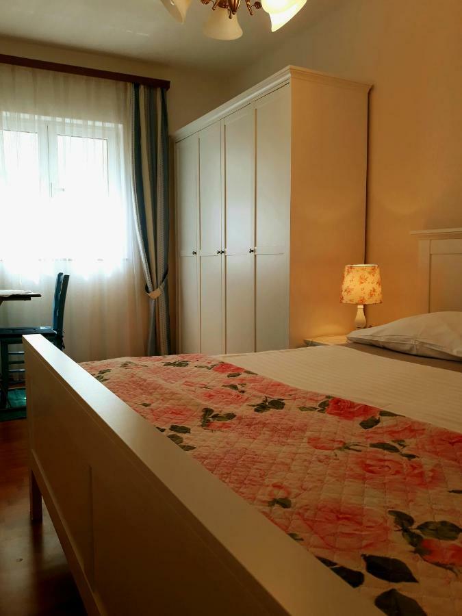 Apartment Vrisak *